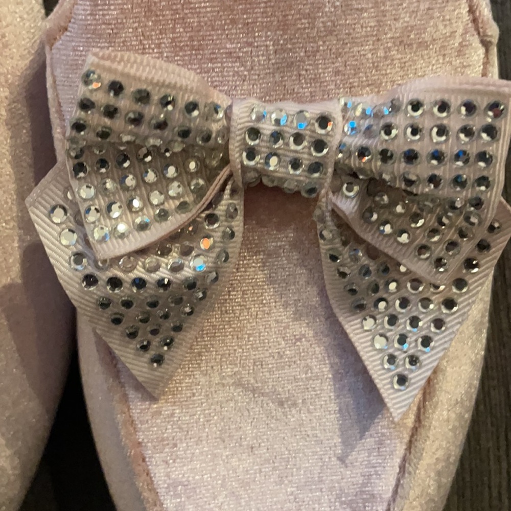 NWOB VS Rhinestone Slippers - Picture 3 of 5